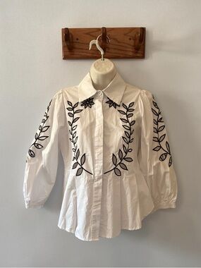 Boutique White Embroidered Button-Down Shirt with Black Leaf Motif